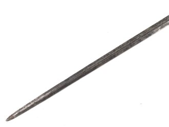 Klinge für eine Blankwaffe, Länge 79,5cm, Gesamtlänge 92cm,  Breite 22mm. Alter und Herkunft unbekannt.