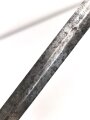 Klinge für eine Blankwaffe, Länge 81cm, Gesamtlänge 95cm,  Breite 20,5mm. Alter und Herkunft unbekannt.