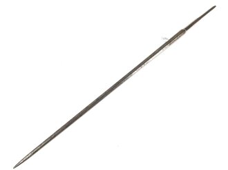 Klinge für eine Blankwaffe, Länge 70,5cm, Gesamtlänge 85,5cm,  Breite 17,4mm. Alter und Herkunft unbekannt.