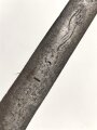 Klinge für eine Blankwaffe, Länge 76,5cm, Gesamtlänge 91cm,  Breite 31mm. Alter und Herkunft unbekannt.