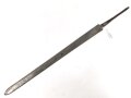 Klinge für eine Blankwaffe, Länge 53cm, Gesamtlänge 68,5cm,  Breite 26,7mm. Alter und Herkunft unbekannt.