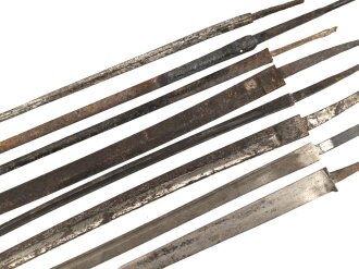 8 Stück Klingen für Blankwaffen,  Länge von 25 bis etwa87cm