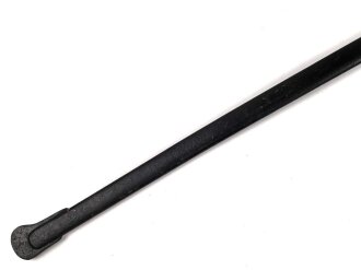 Scheide für eine Blankwaffe, Gesamtlänge 85,5cm,  Klingenöffnung etwa 6 x 21mm. Alter und Herkunft unbekannt.