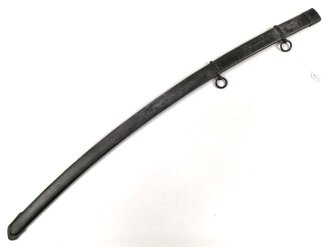 Scheide für eine Blankwaffe, Gesamtlänge 92cm,  Klingenöffnung etwa 10 x 37mm. Alter und Herkunft unbekannt.
