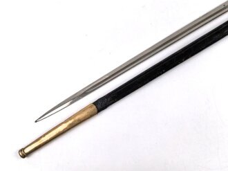 Preußen, Degen für einen Reichsbeamten . Hersteller Eickhorn Solingen, die Scheide im unteren Bereich alt repariert. Mit anhängender Troddel .
