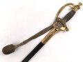 Preußen, Degen für einen Reichsbeamten . Hersteller Eickhorn Solingen, die Scheide im unteren Bereich alt repariert. Mit anhängender Troddel .