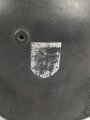 Stahlhelm Glocke Modell 1940. Keinerlei erkennbare Stempelung, ich gehe davon aus, das es sich um ein Stück aus der Nachkriegszeit handelt. Überlackiertes Stück, passend für Innenfutter Kopfgrösse 56/57