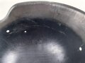 Stahlhelm Glocke Wehrmacht Modell 1942.  Überlackiertes Stück, Hersteller ET68