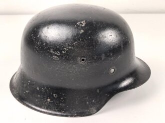 Stahlhelm Glocke Wehrmacht Modell 1942. Neuzeitlich lackiertes Stück, Hersteller ET64