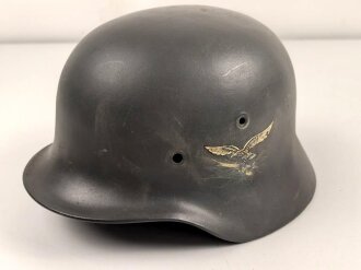 Stahlhelm Glocke Wehrmacht Modell 1940. Neuzeitlich lackiertes Stück, Hersteller ET64