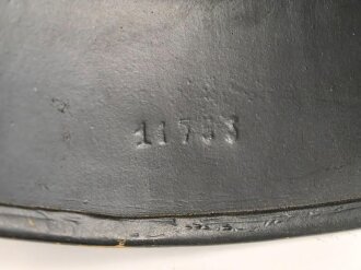 Stahlhelm Glocke Wehrmacht Modell 1940. Neuzeitlich lackiertes Stück, Hersteller ET64