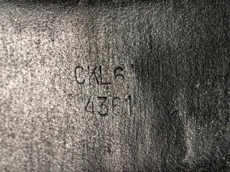 Stahlhelm Glocke Wehrmacht Modell 1942. Neuzeitlich lackiertes Stück, Hersteller CKL64