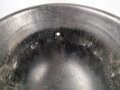 Stahlhelm Glocke Wehrmacht Modell 1942. Neuzeitlich lackiertes Stück, Hersteller CKL64