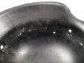 Stahlhelm Glocke Wehrmacht Modell 1942. Neuzeitlich lackiertes Stück, Hersteller CKL64