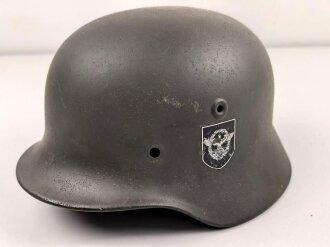 Stahlhelm Glocke Wehrmacht Modell 1940. Neuzeitlich lackiertes Stück, Hersteller Q66