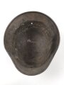 Stahlhelm Glocke Wehrmacht Modell 1940. Narbig mit resten des Originallack, Hersteller nicht lesbar, Glockengrösse 64