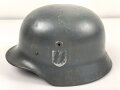 Stahlhelm Glocke Modell 1940. Hersteller Q64, Fertigung nach 1945 für Polizei. Neuzeitlich lackiertes Stück