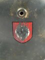 Stahlhelm Glocke Modell 1940. Hersteller Q64, Fertigung nach 1945 für Polizei. Neuzeitlich lackiertes Stück