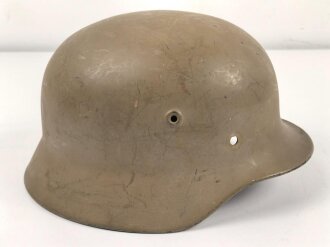 Stahlhelm Glocke Wehrmacht Modell 1940. Neuzeitlich lackiertes Stück, Hersteller Q66