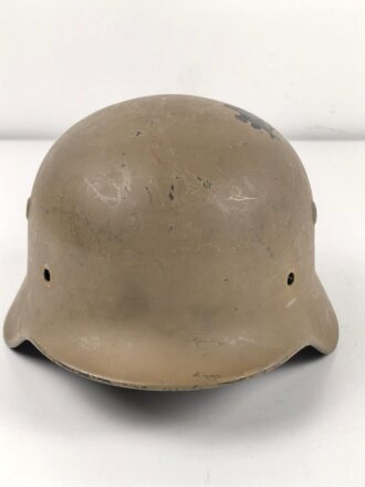 Stahlhelm Glocke Wehrmacht Modell 1940. Neuzeitlich lackiertes Stück, Hersteller Q66