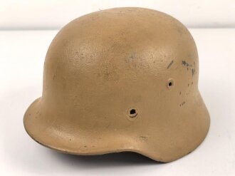 Stahlhelm Glocke Wehrmacht Modell 1940. Überlackierte Glocke, daher keine Stempelung erkennbar, Glockengrösse 66