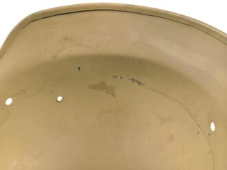 Stahlhelm Glocke Wehrmacht Modell 1935. Neuzeitlich lackiertes Stück, Hersteller SE62