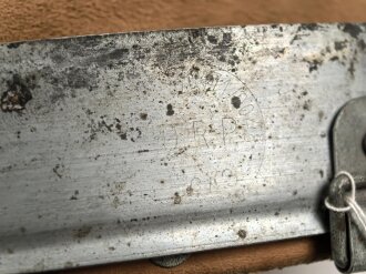 Stahlhelm Innenfutter Wehrmacht Modell 1940. Für Stahlhelme Modell 1940 und 1942. Kopfgrösse 56 für Glockengrösse 64. Gebraucht, datiert 1943