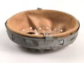 Stahlhelm Innenfutter Wehrmacht Modell 1940. Für Stahlhelme Modell 1940 und 1942. Kopfgrösse 58 für Glockengrösse 66. Gebraucht, datiert 1944