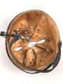 Stahlhelm Innenfutter Wehrmacht Modell 1940. Für Stahlhelme Modell 1940 und 1942. Kopfgrösse 57  für Glockengrösse 64. Gebraucht, datiert 1943