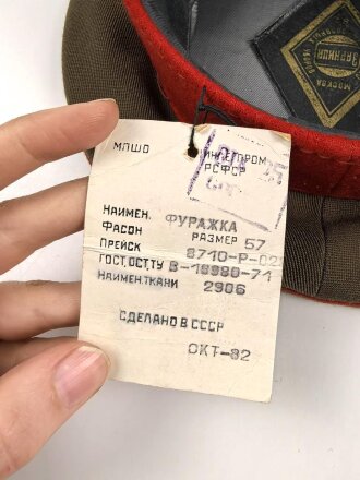 Russland "Kalter Krieg"  Schirmmütze für einen Offizier, gebraucht, Kopfgrösse 57