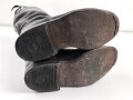 Paar Stiefel für Offiziere, ähnlich Wehrmacht, vermutlich Produktion nach 1945. Ungereinigt, Sohlenlänge 27,5cm