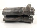 Paar Stiefel für Mannschaften der Wehrmacht. Keine Kammerstempelung erkennbar, meiner Meinung nach komplett neuzeitlich nachbesohlt. Sohlenlänge 31,5cm