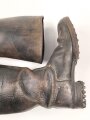 Paar Stiefel für Mannschaften der Wehrmacht. Keine Kammerstempelung erkennbar, meiner Meinung nach komplett neuzeitlich nachbesohlt. Sohlenlänge 31,5cm