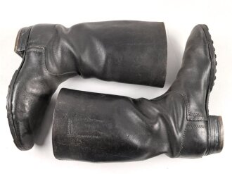 Paar Stiefel für Mannschaften der Wehrmacht, Kammerstempelung innen im Schaft, ungereinigtes Paar, Sohlenlänge 28cm