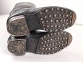 Paar Stiefel für Mannschaften der Wehrmacht, Kammerstempelung innen im Schaft, ungereinigtes Paar, Sohlenlänge 28cm