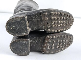 Paar Stiefel für Mannschaften der Wehrmacht, ungereinigtes Paar, Sohlenlänge 28,5cm