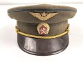 Tschechoslowakei, Schirmmütze für Angehörige der Luftwaffe aus des Zeit des kalten Krieg, guter Zustand, Kopfgrösse 55