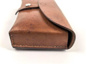 Schweiz, Koppeltasche aus Leder, datiert 1965, Breite 21cm