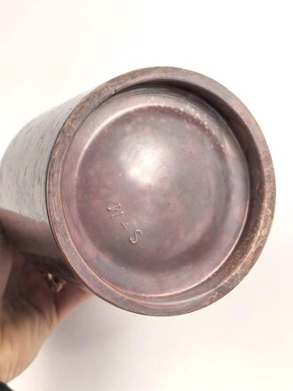 Behälter für Waffenentgiftungsmittel Wehrmacht. Guter Zustand, aus rotbraun melierter Preßmasse,  Höhe 20cm