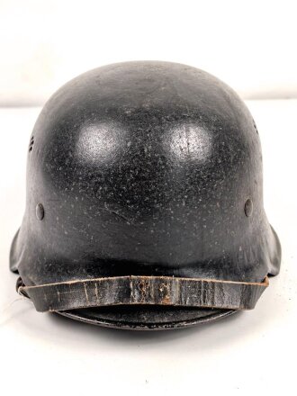 Feuerwehr III.Reich, Stahlhelm Originallack. Ungereinigtes Stück, die Embleme entfernt