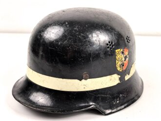 Feuerwehr III.Reich, Stahlhelm Originallack. Nach dem...