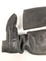 Paar schwere Stiefel für Mannschaften. Unvorschriftsmäßige Ausführung, evtl. für andere Armee ? Ingereinigt, Sohlnelänge 31cm