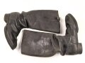 Paar schwere Stiefel für Mannschaften. Unvorschriftsmäßige Ausführung, evtl. für andere Armee ? Ingereinigt, Sohlnelänge 31cm