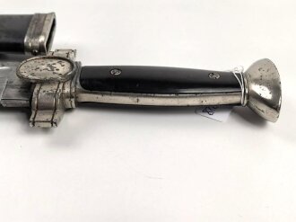 Deutsches Rotes Kreuz III.Reich, Hauer für Mannschaften. Die Klinge zum Teil narbig, Scheide überlackiert, sonst gut