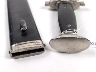 Deutsches Rotes Kreuz III.Reich, Hauer für Mannschaften. Die Klinge zum Teil narbig, Scheide überlackiert, sonst gut
