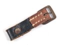 Kurzes Stück für einen Kinnriemen zum Stahlhelm der Wehrmacht. Für Modell 1940 und 1942