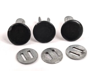 Satz Nieten für Stahlhelm der Wehrmacht, gebraucht,...