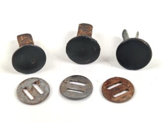 Satz Nieten für Stahlhelm der Wehrmacht, gebraucht,...