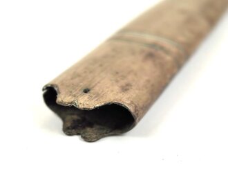 Unterer Scheidenbeschlag für eine Blankwaffe. Höhe 121,5mm, Breite oben innen gemessen 20,5mm