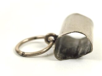 Mittlerer Scheidenbeschlag für eine Blankwaffe. Höhe 31,7mm, Breite  innen gemessen 17mm